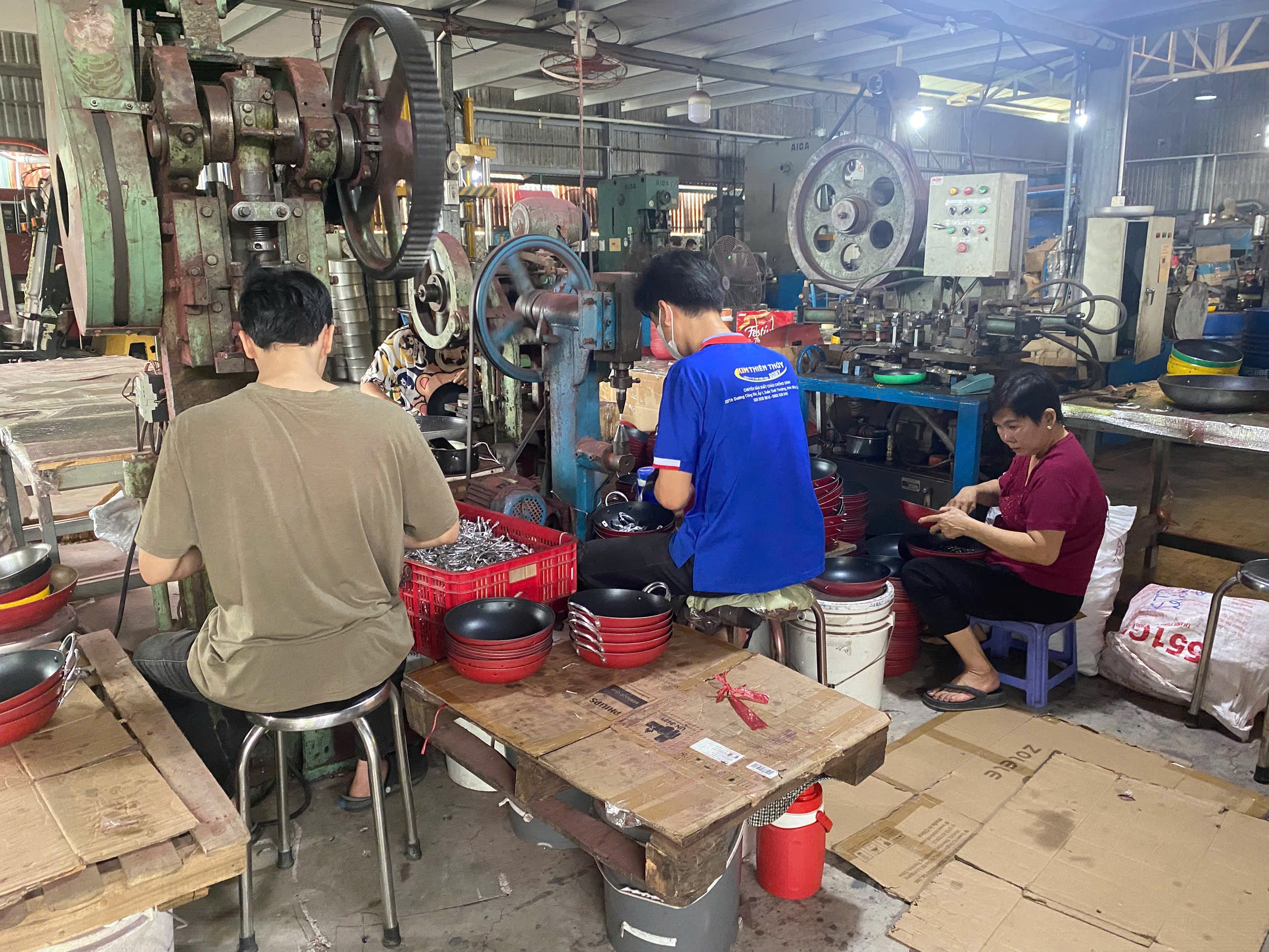 Stamping machine.jpg